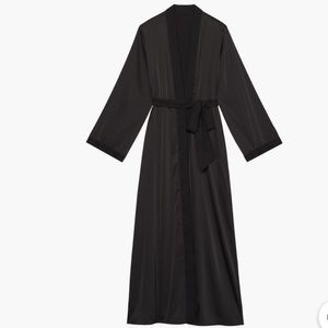 SAVAGE FENTY | Maxi Robe